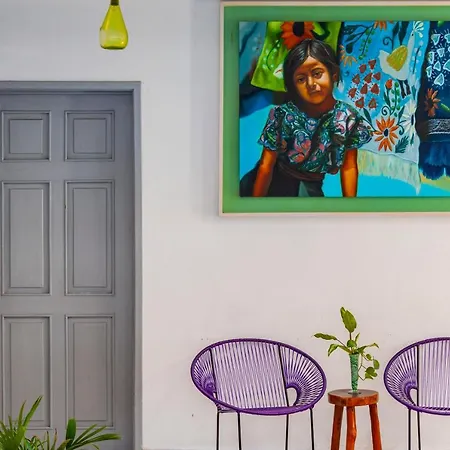 Mestizo Gallery