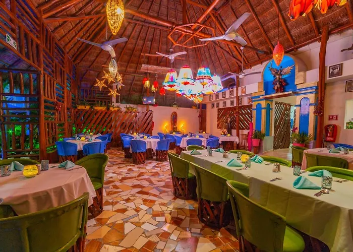 Mestizo Gallery Hotel